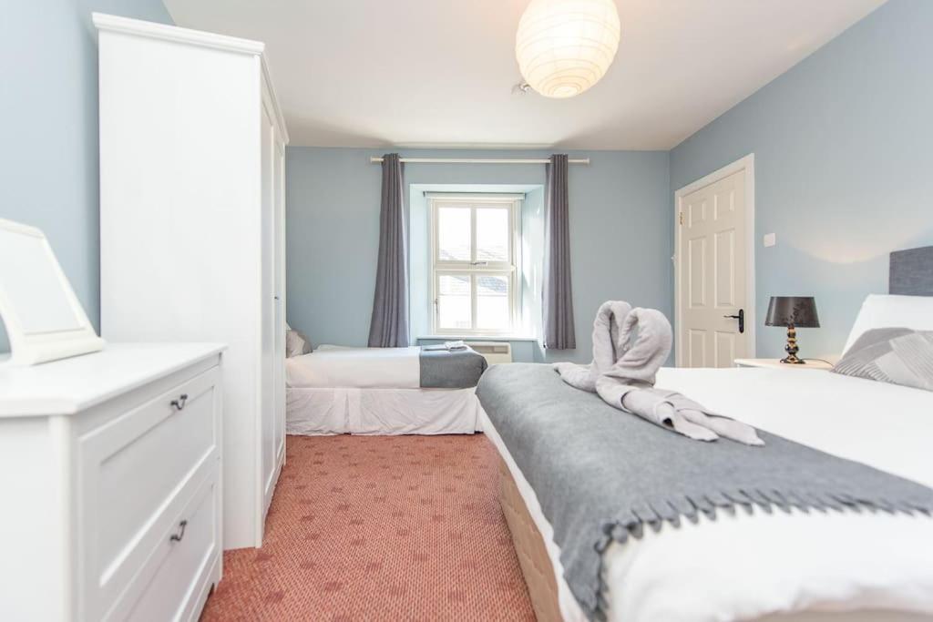 Clonbur House - One Bedroom Apartment Γκάλγουεϊ Εξωτερικό φωτογραφία