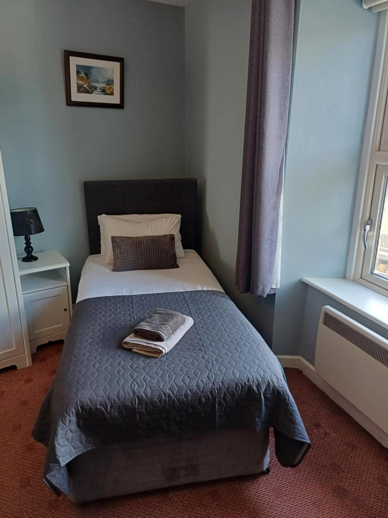 Clonbur House - One Bedroom Apartment Γκάλγουεϊ Εξωτερικό φωτογραφία